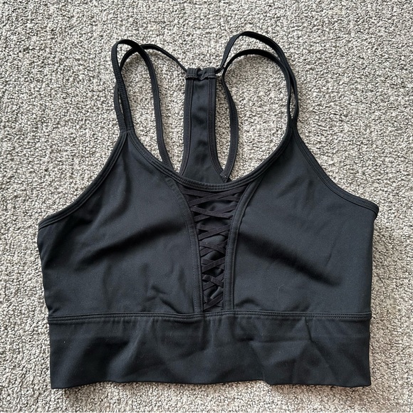 Nike - Dri-Fit Cropped Training Tank Laced Bra - Size M - Picture 3 of 5